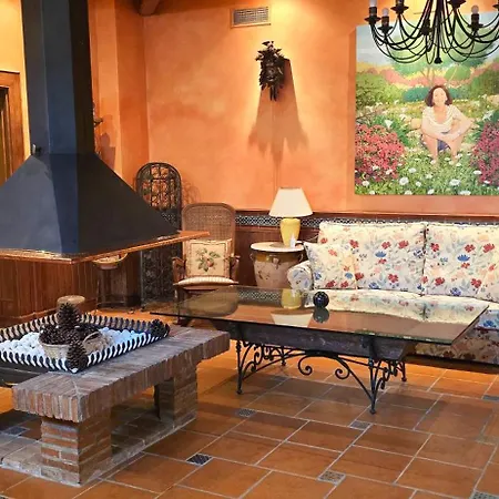 Castella Acogedora Casa Familias Con Piscina Y Jardín Cerca Del Mar