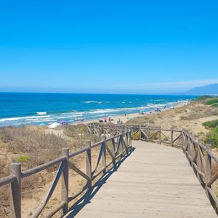 Castella Acogedora Casa Familias Con Piscina Y Jardin Cerca Del Mar Marbella